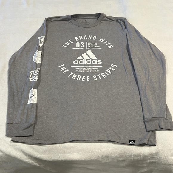 Under armor, long sleeve grey top - Picture 4 of 4